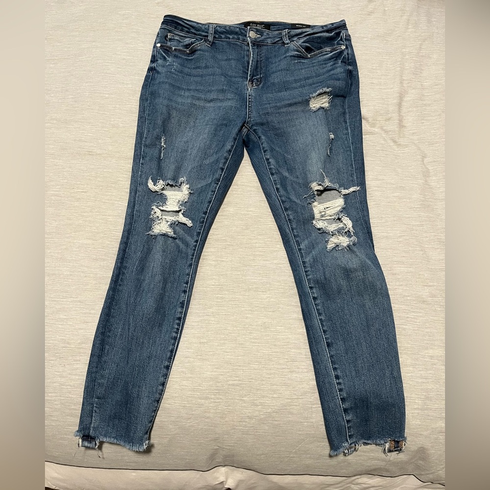 Judy Blue cropped jeans